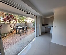 Surfers Chalet