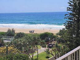 Surfers Chalet