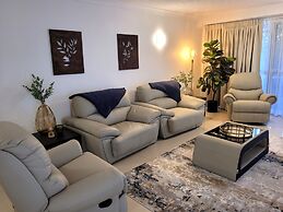 Surfers Chalet