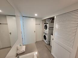 Surfers Chalet