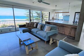 Surfers Chalet