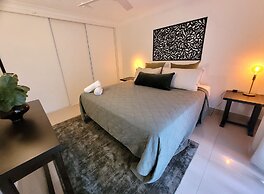 Surfers Chalet