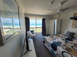 Surfers Chalet