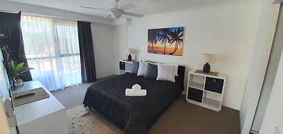 Surfers Chalet