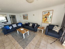 Surfers Chalet