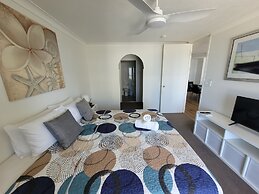 Surfers Chalet