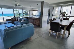 Surfers Chalet
