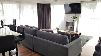 Surfers Chalet