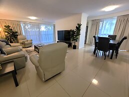 Surfers Chalet