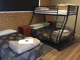 Bright Motor Inn