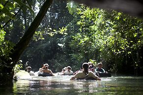 Ian Anderson's Caves Branch Adventure Co