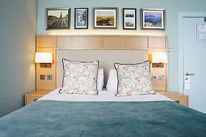 Parliament House Hotel