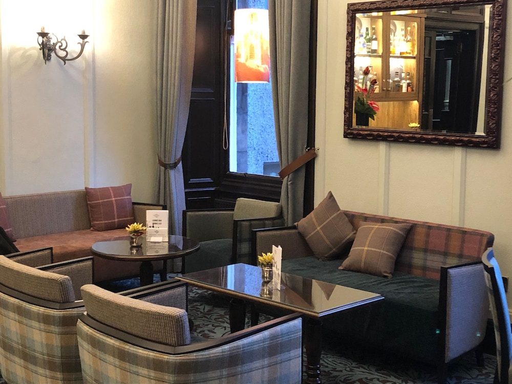 Parliament House Hotel