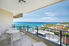 Clubb Coolum Beach Resort