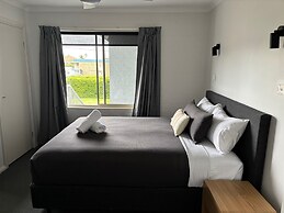 Merimbula Lake Apartments
