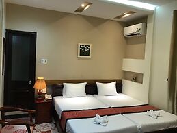 Sunny A Hotel
