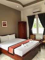 Sunny A Hotel