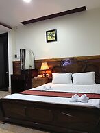 Sunny A Hotel