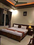 Sunny A Hotel