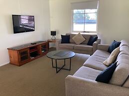 Winbi River Resort Holiday Rentals