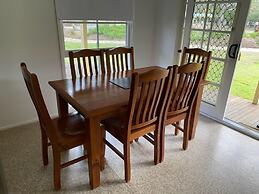 Winbi River Resort Holiday Rentals