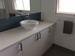 Winbi River Resort Holiday Rentals