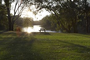 Winbi River Resort Holiday Rentals