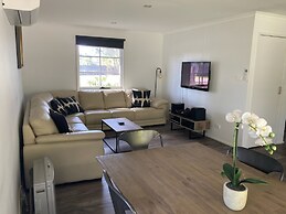 Winbi River Resort Holiday Rentals