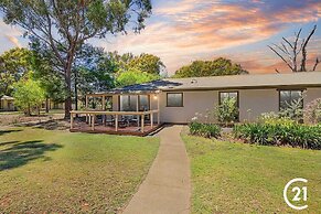 Winbi River Resort Holiday Rentals