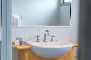 The Black Dolphin Holiday Park