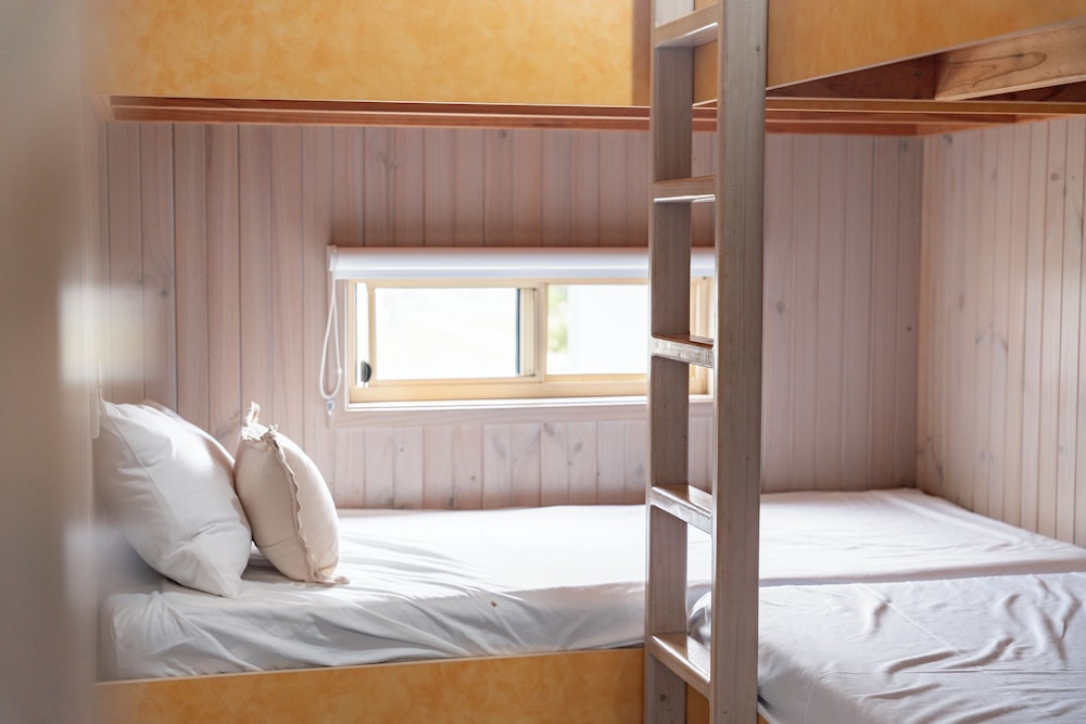 The Black Dolphin Holiday Park