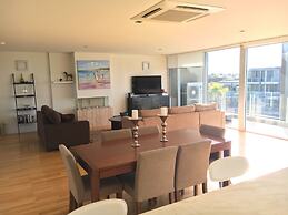 Onshore Torquay