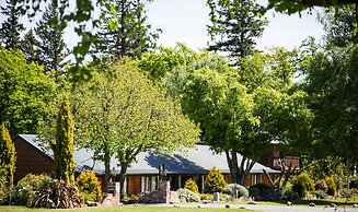 Alpine Lodge Motel