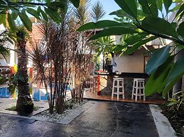 Gili Bagaz Cottages