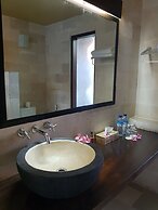Gili Exotic Villas