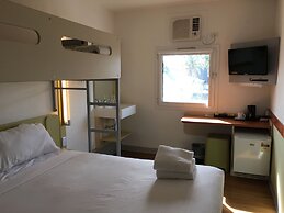 Ibis Budget St Peters