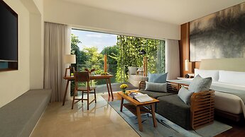 Maya Sanur Resort & Spa