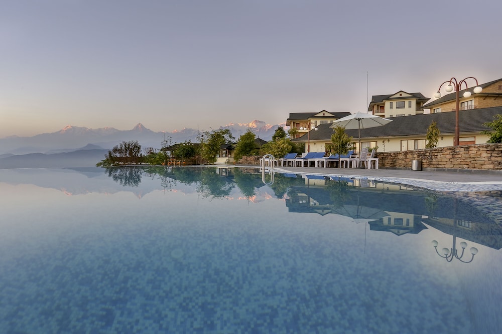 Rupakot Resort