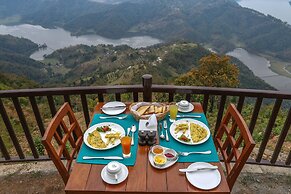 Rupakot Resort