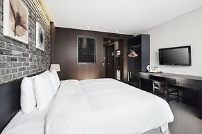 Hotel President