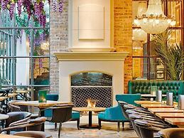 Black Ivy Hotel