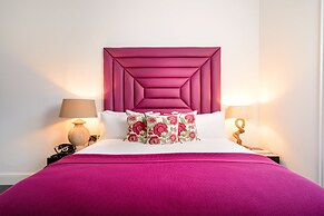 Black Ivy Hotel