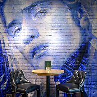 Black Ivy Hotel