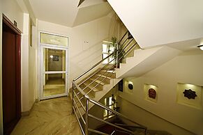 Hotel Osho Home