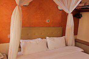 Pearl Palace Hotel