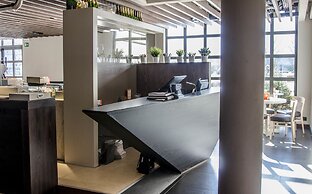 Fly Bike Hotel