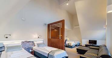 Celestin Residence