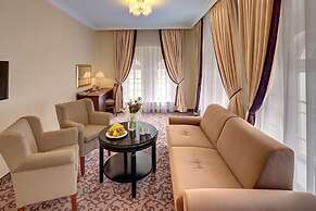 Windsor Spa Hotel
