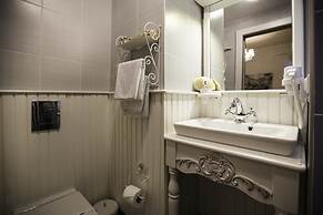 The White Hotel