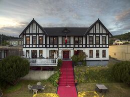 The Old Courthouse Inn